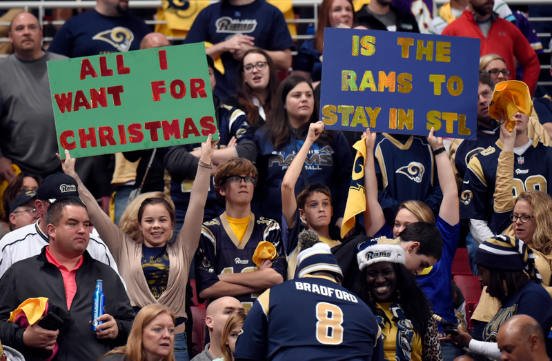 Illustration for article titled St. Louis Rams Fans Hope Last Night Wasn't Goodbye Forever